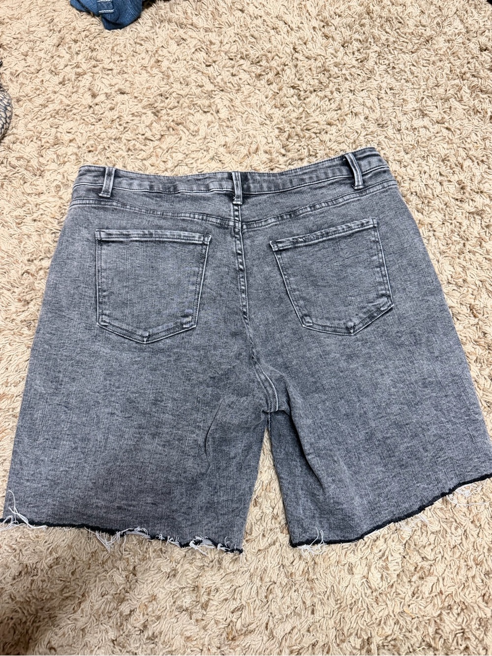 Gray Denim Jeans with Faded Finish - Picture 3 of 3